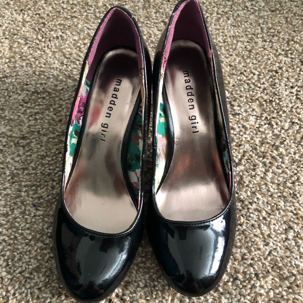 Black heels Women’s size 6